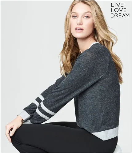 Aeropostale Womens Contrast Stripe Pullover Sweater