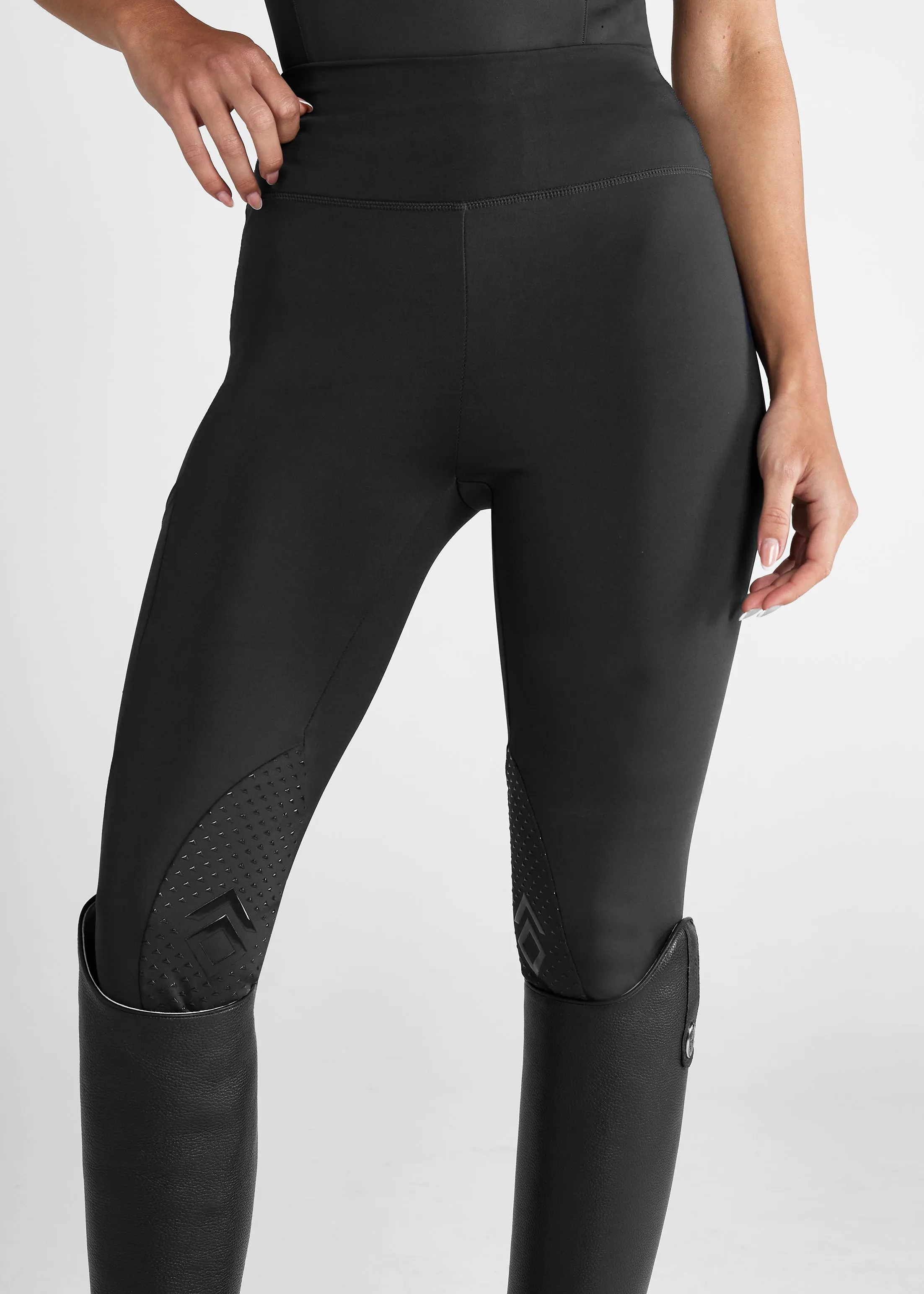 Black Essential Leggings Knee Grip