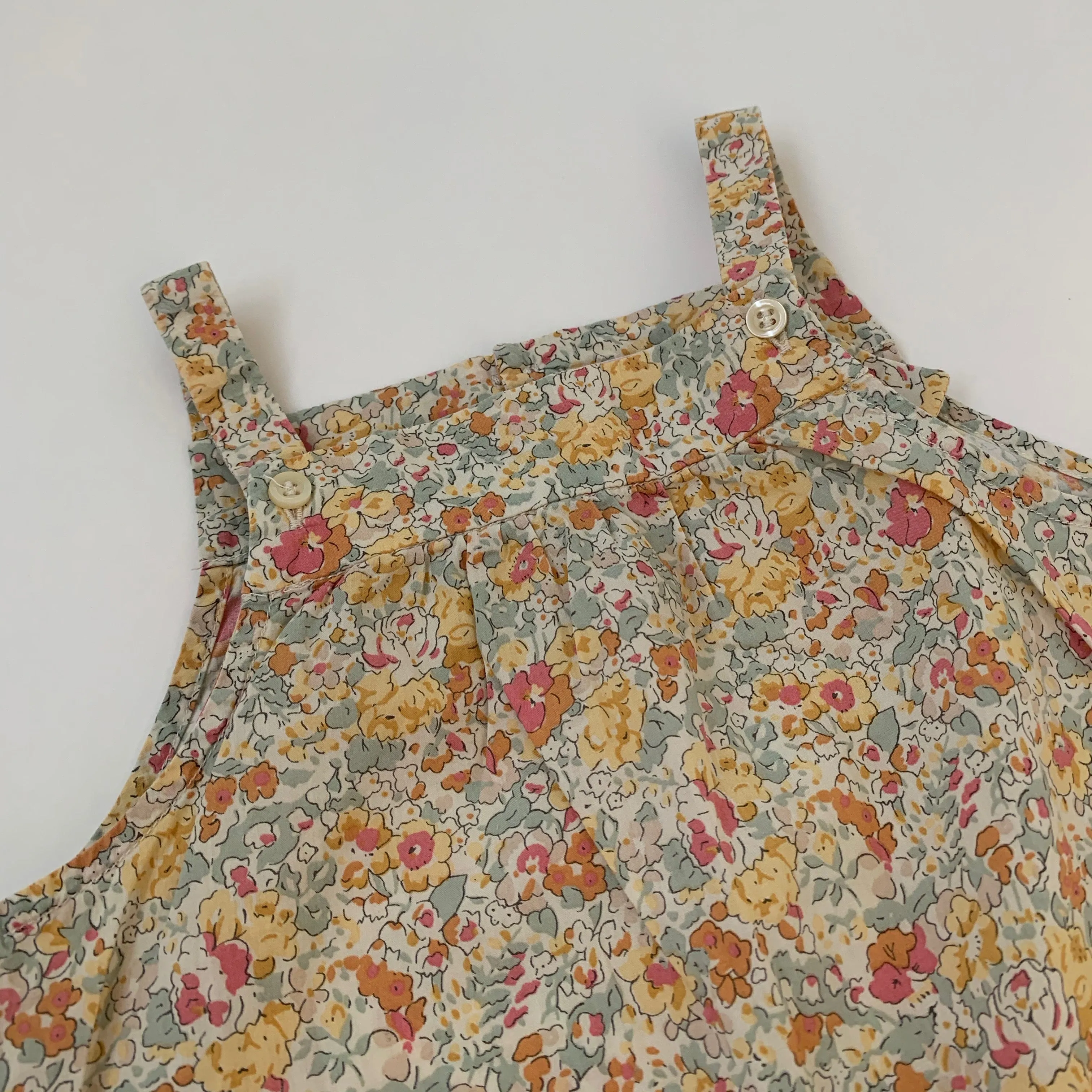 Bonpoint Yellow Tone Liberty Print Romper: 2 Years